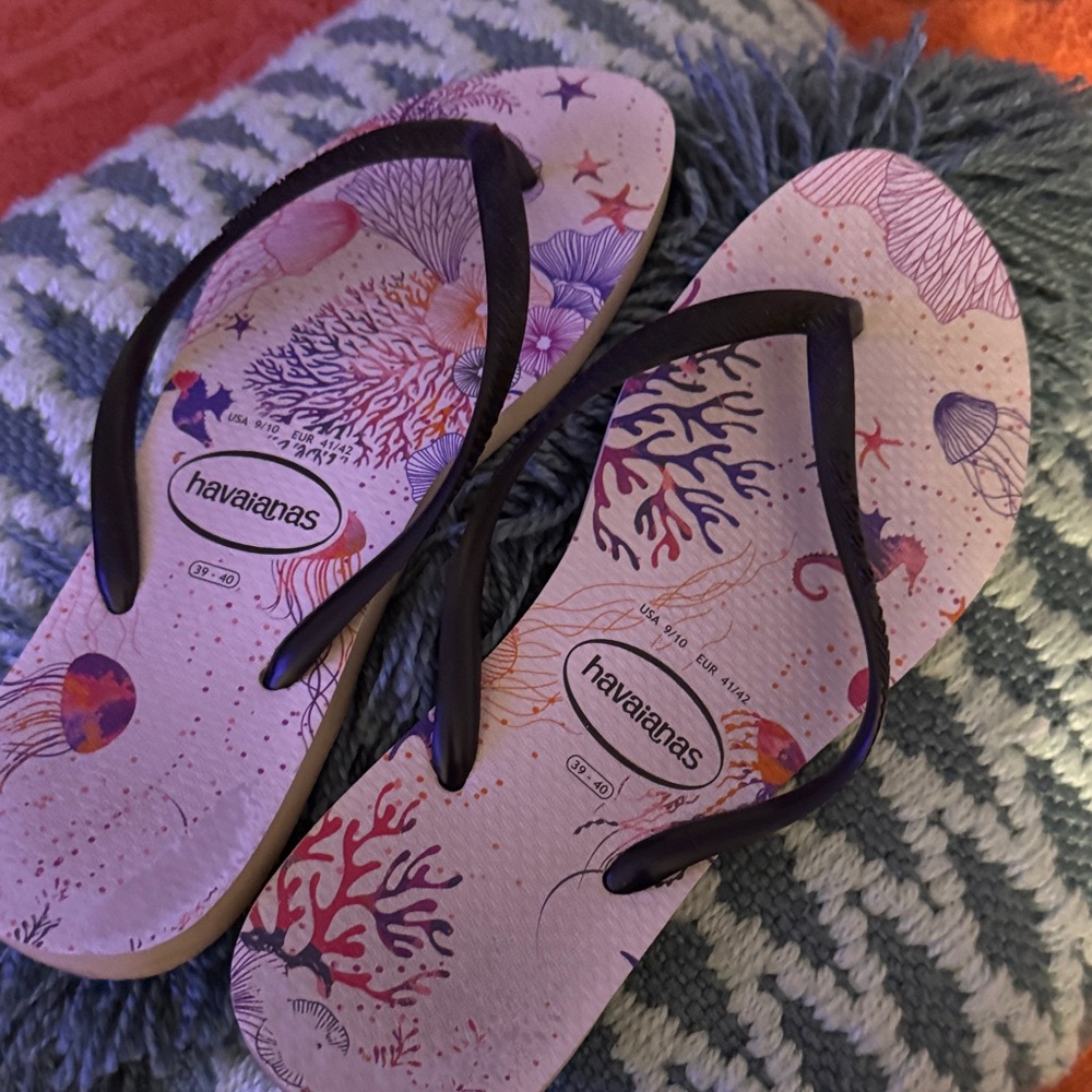 Havaianas Ocean-Inspired Flip Flops